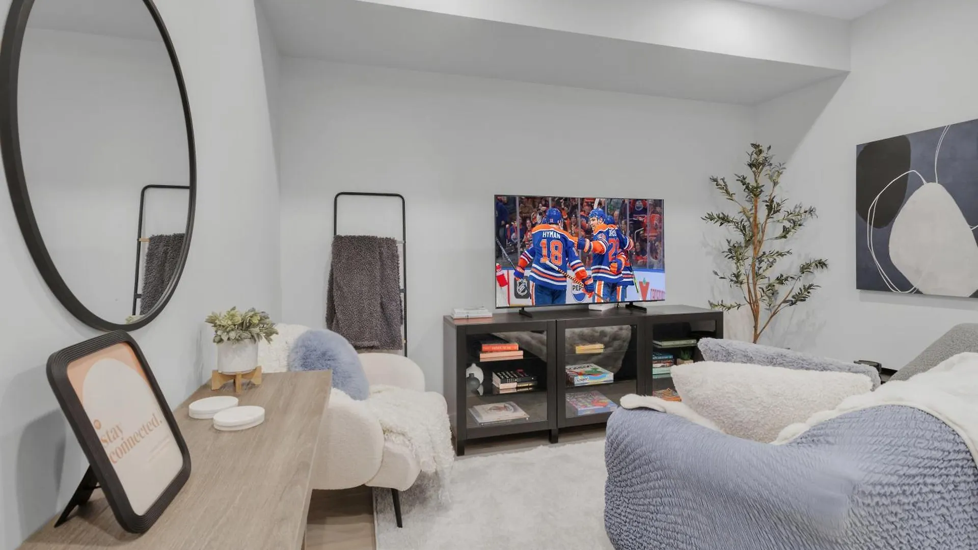 Villa Trendy & Spacious Sleeps 9 Ac Db Garage Edmonton