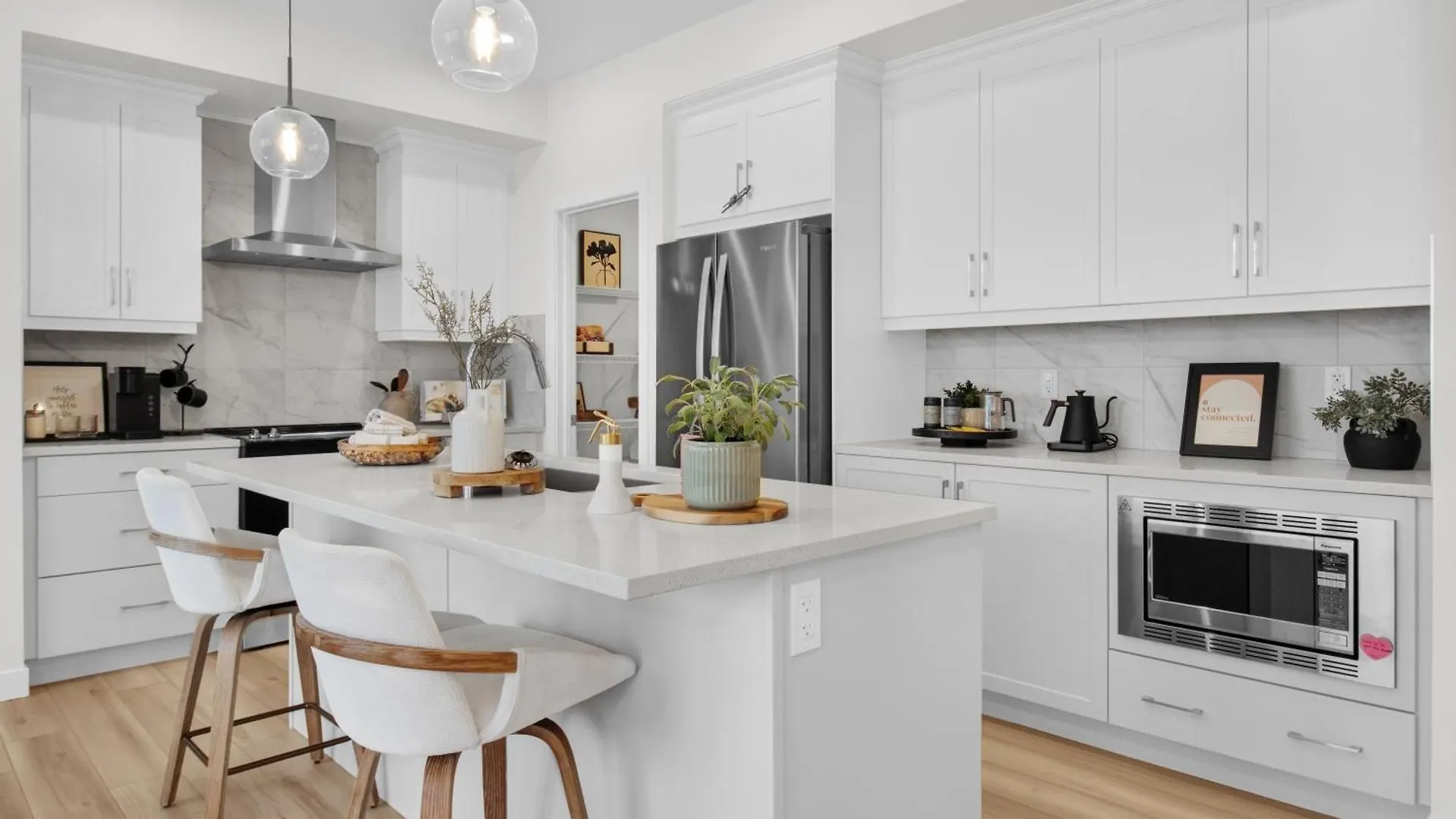 Villa Trendy & Spacious Sleeps 9 Ac Db Garage Edmonton